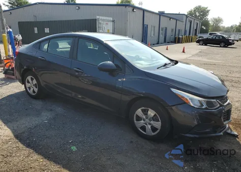 2016 Chevrolet Cruze Ls z USA, uszkodzony, nr VIN 1G1BC5SM3G7305399